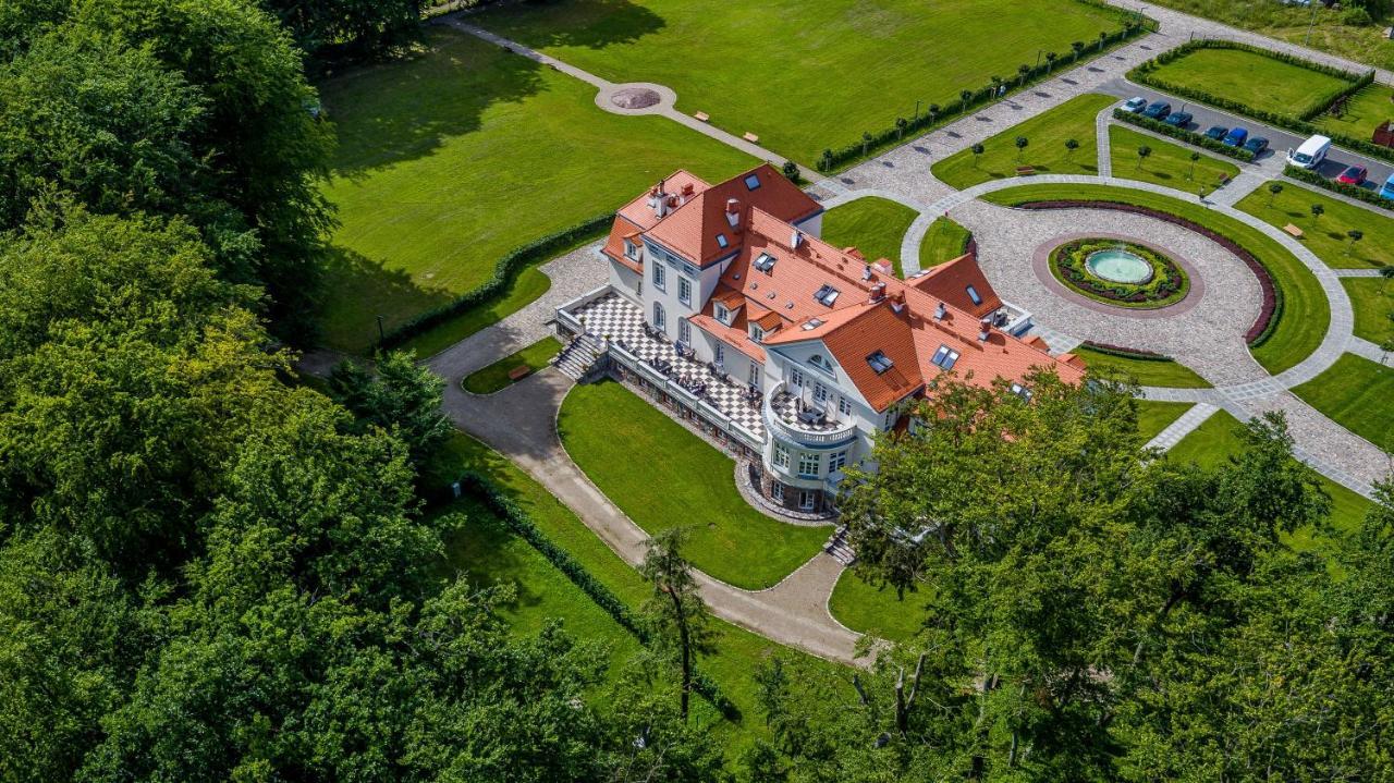 Palac Lebunia Exteriör bild